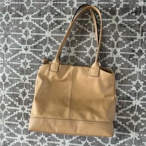 GUC Banana Republic Camel Beige Taupe Cow Leather Shoulder Bag Purse